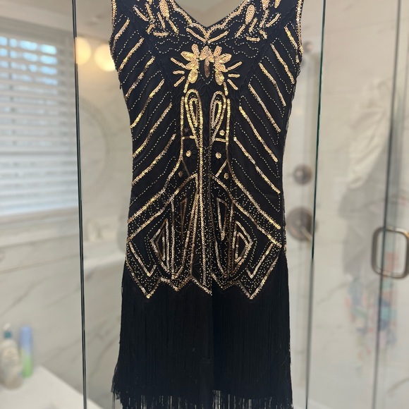 Black 1920s Sequin Fringed Flapper Dress NWOT Size S - Picture 3 of 9